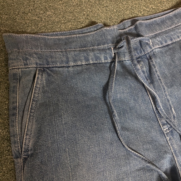 Universal Thread Drawstring High-rise Wide Leg Jeans - Picture 3 of 4